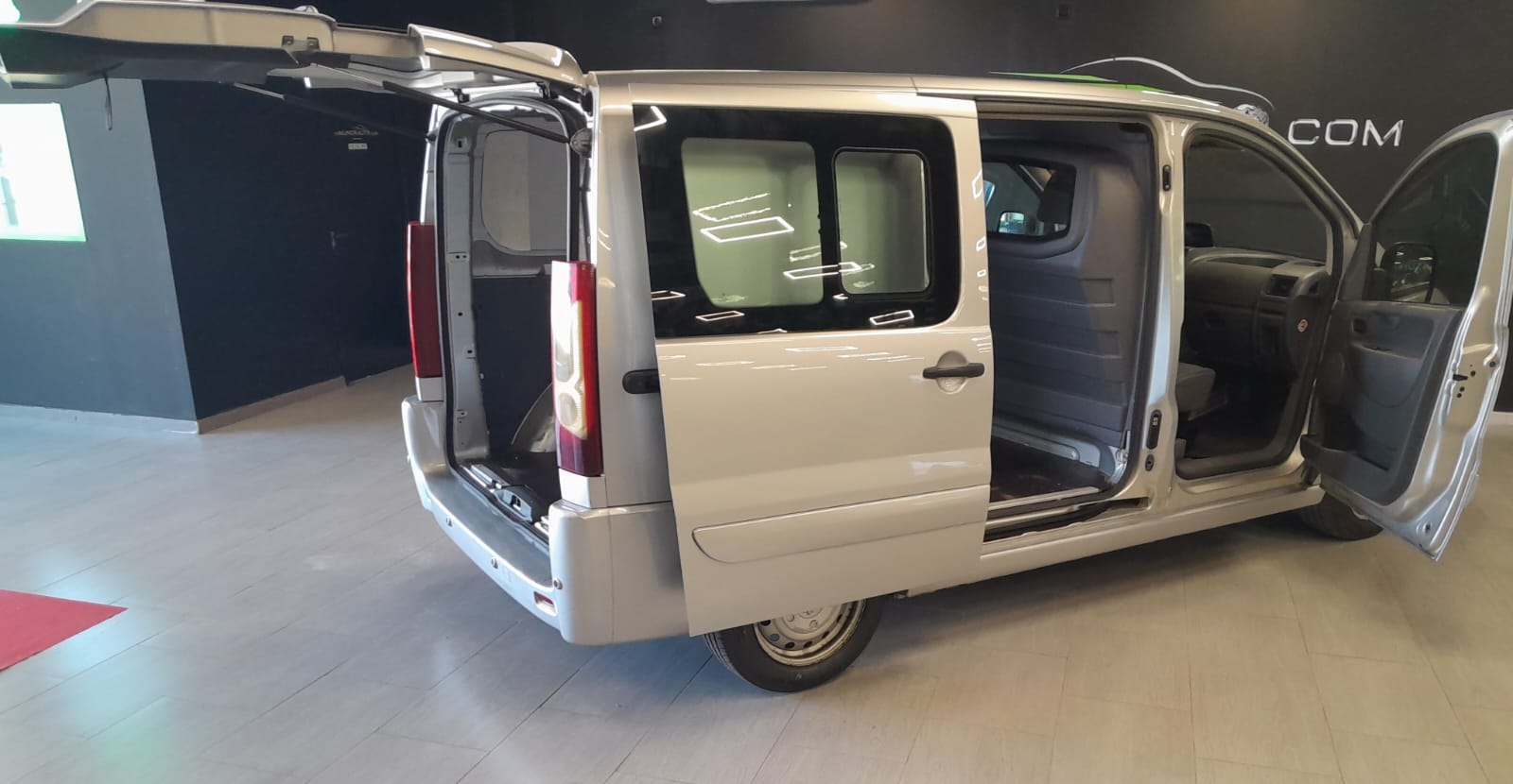 PEUGEOT Expert L1 2.0 HDi 125 Tepee Allure - Imagen 7