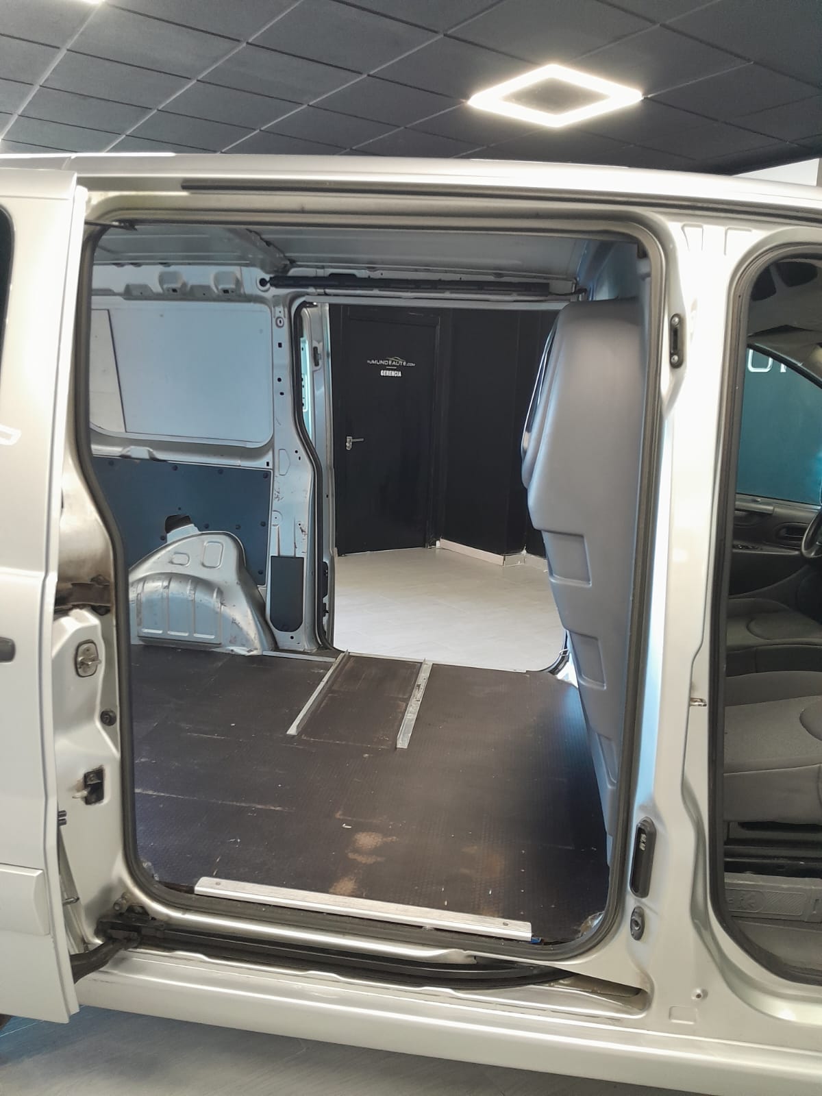 PEUGEOT Expert L1 2.0 HDi 125 Tepee Allure - Imagen 5