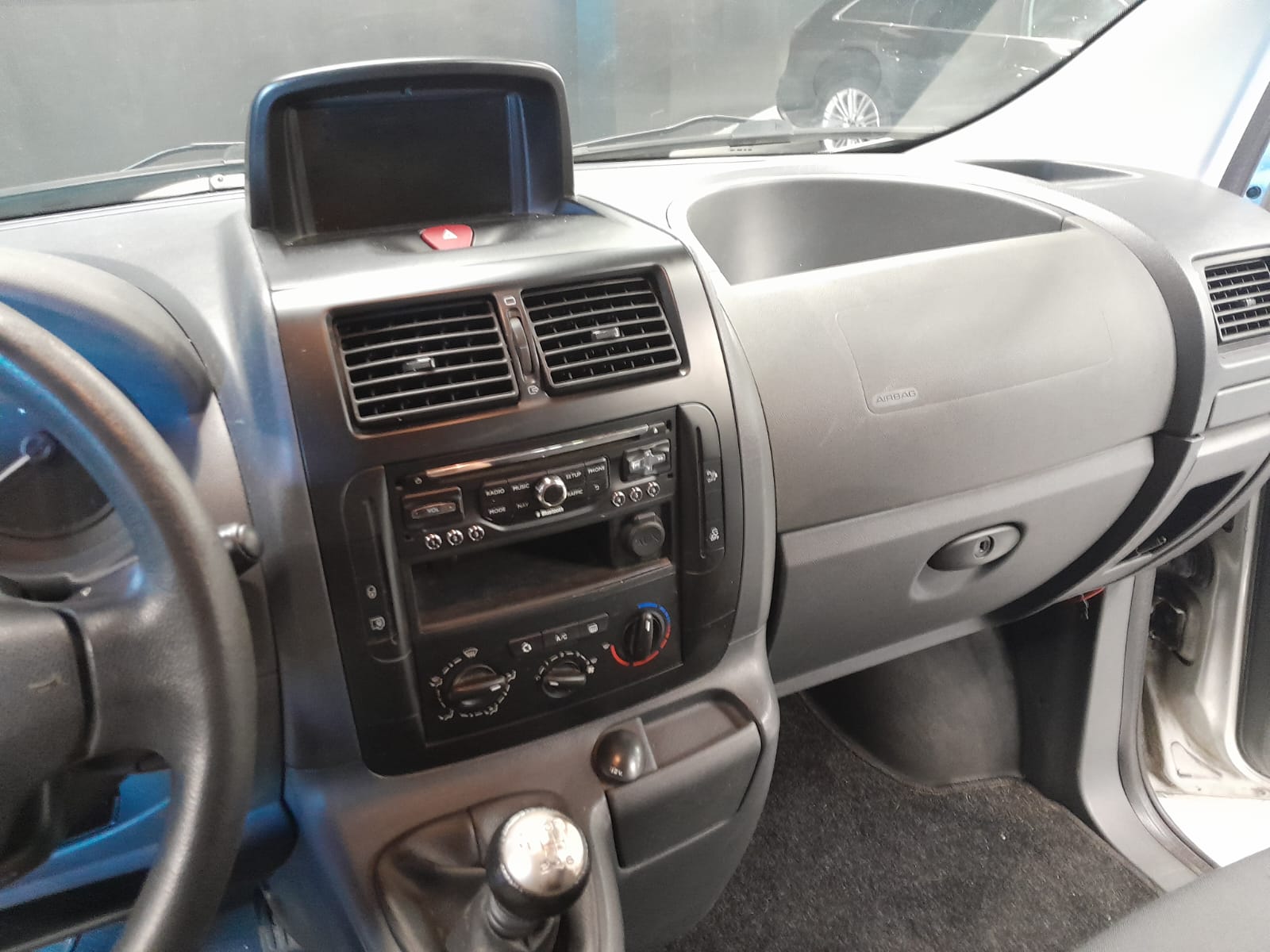 PEUGEOT Expert L1 2.0 HDi 125 Tepee Allure - Imagen 2