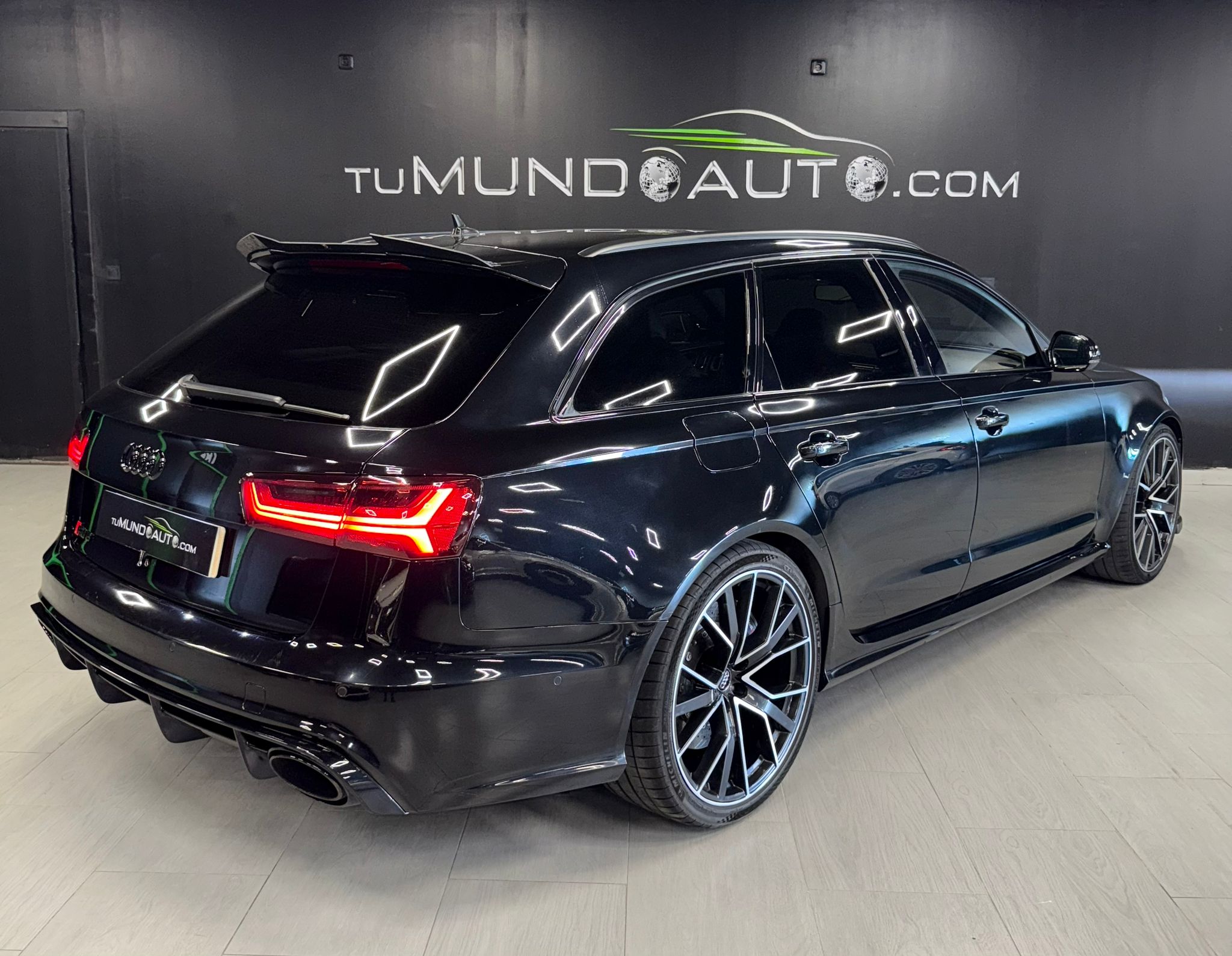 AUDI A6 RS 6 perform. 4.0 TFSI quattro tiptr Av. - Imagen 19
