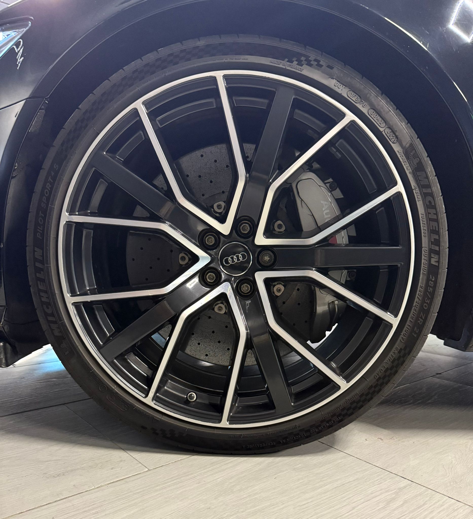 AUDI A6 RS 6 perform. 4.0 TFSI quattro tiptr Av. - Imagen 16