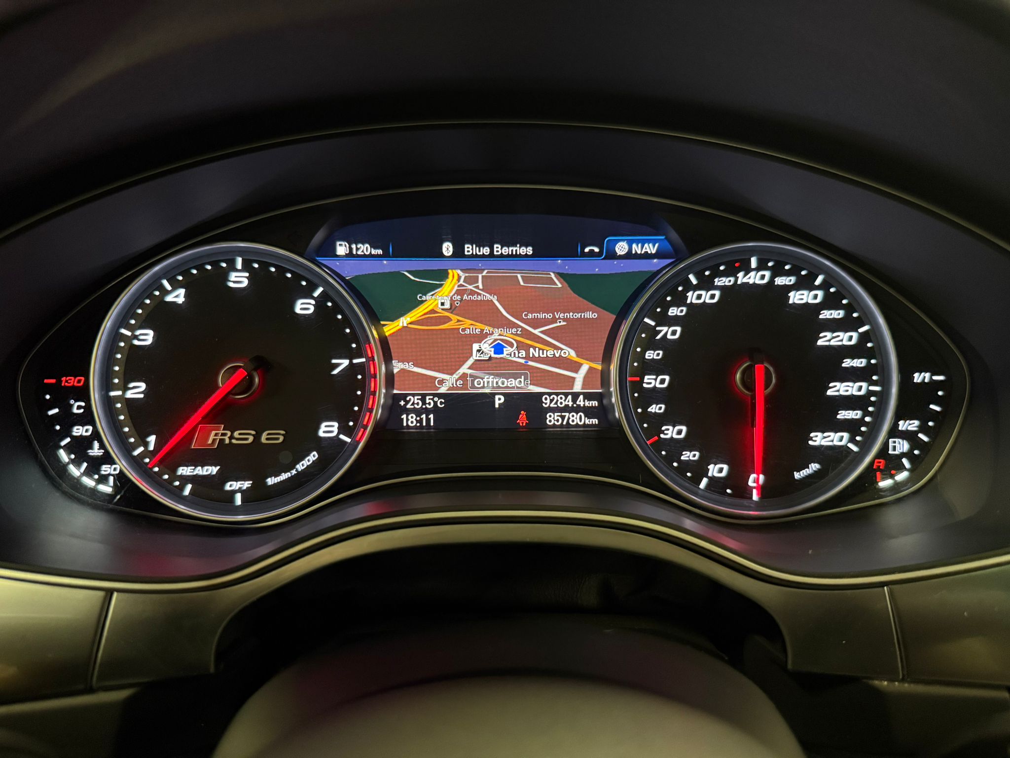 AUDI A6 RS 6 perform. 4.0 TFSI quattro tiptr Av. - Imagen 11