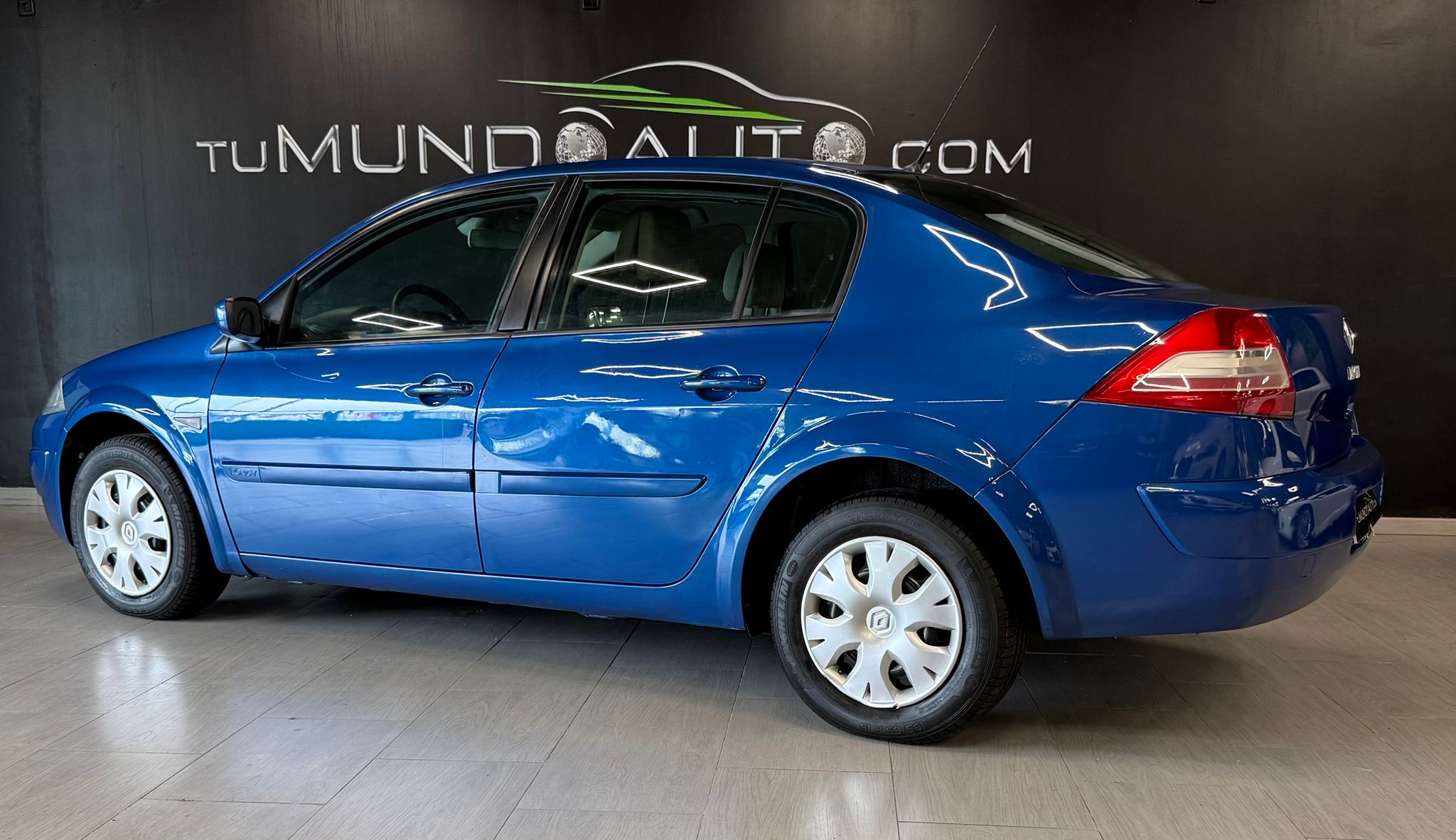 RENAULT Mégane Extreme 1.6 16v - Imagen 2