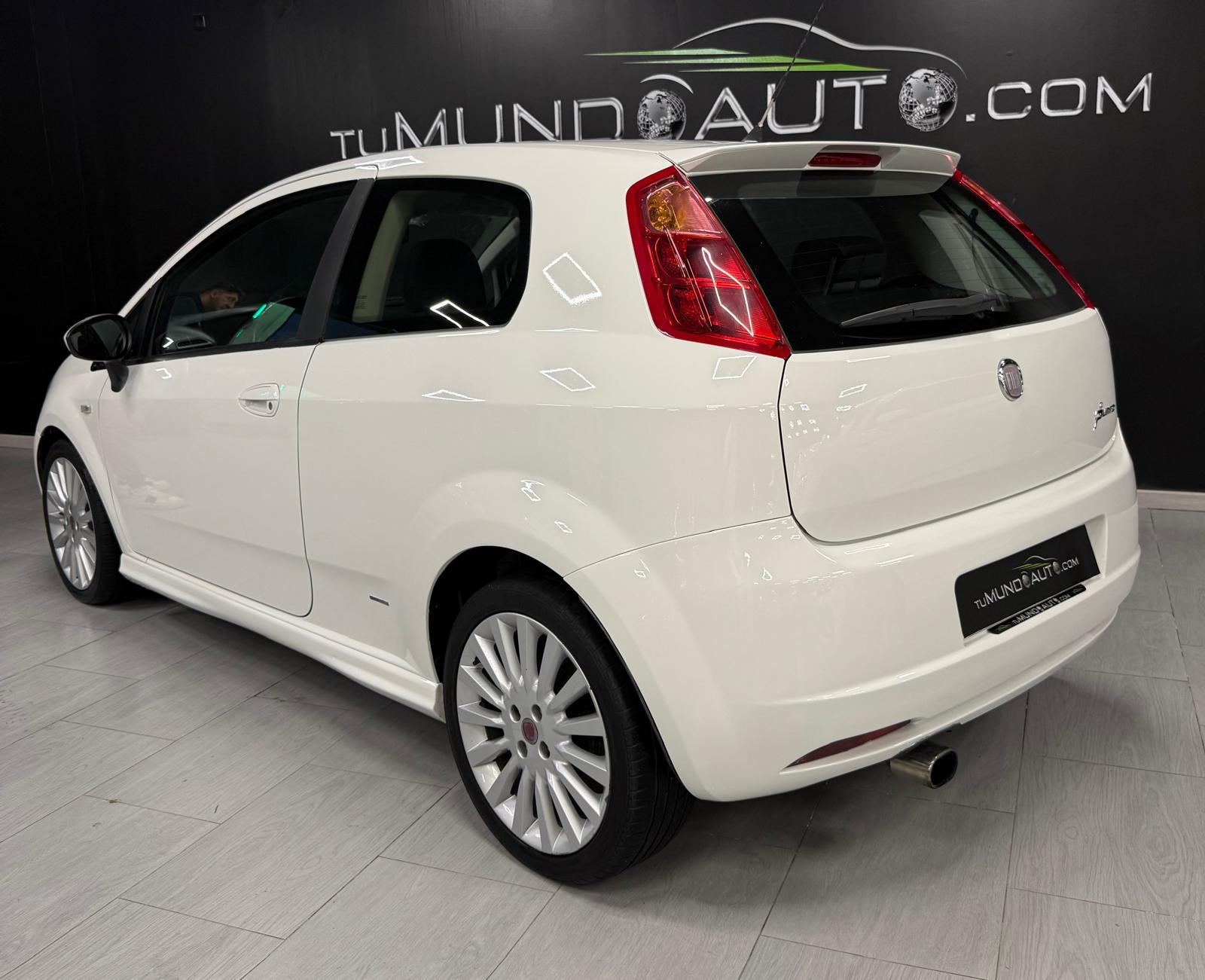 FIAT Grande Punto 1.3 Multijet 16v 90 Sport - Imagen 11
